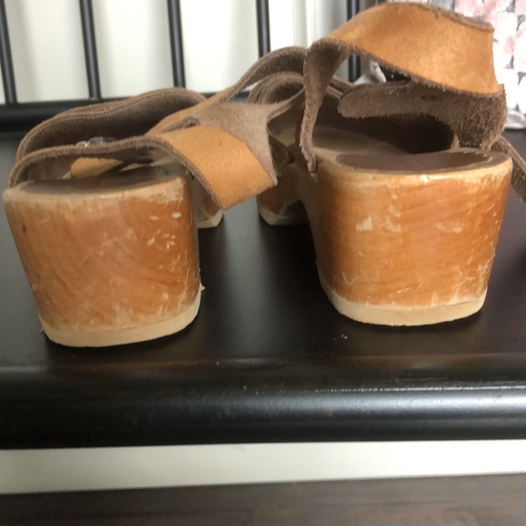 Clogs - Picture 4 of 6